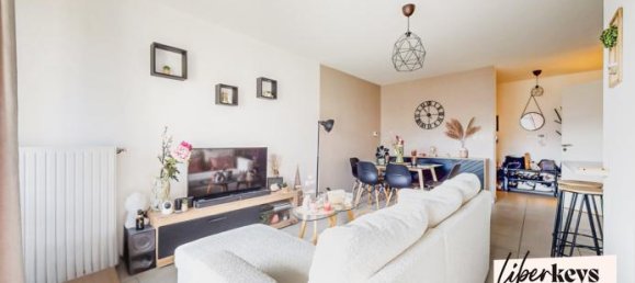 1 bedroom Apartment in Chassieu, France No. 277280 6