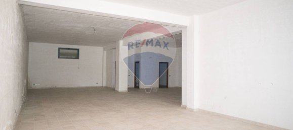 415m² Commercial property in Enna, Italy No. 290791 8