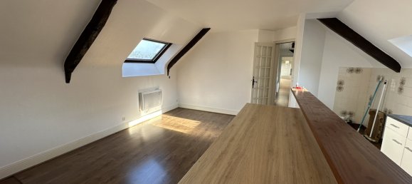 146m² Building in Baud, France No. 307163 18