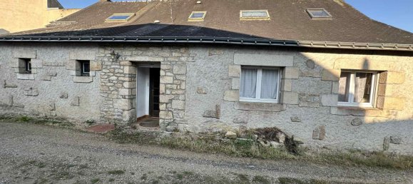 146m² Building in Baud, France No. 307163 11