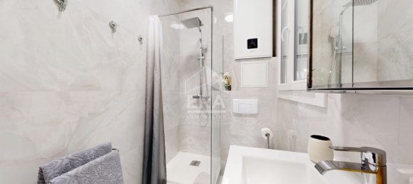 2 rooms Apartment in Nice, France No. 328521 15