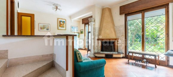 3 bedrooms House in Fiumicino, Italy No. 375264 4