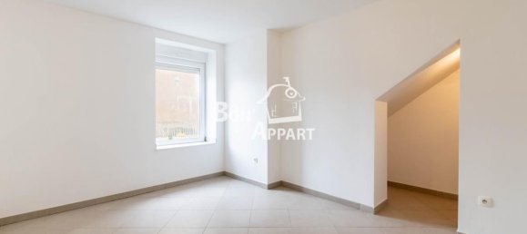 2 bedrooms Apartment in Homecourt, France No. 68981 3
