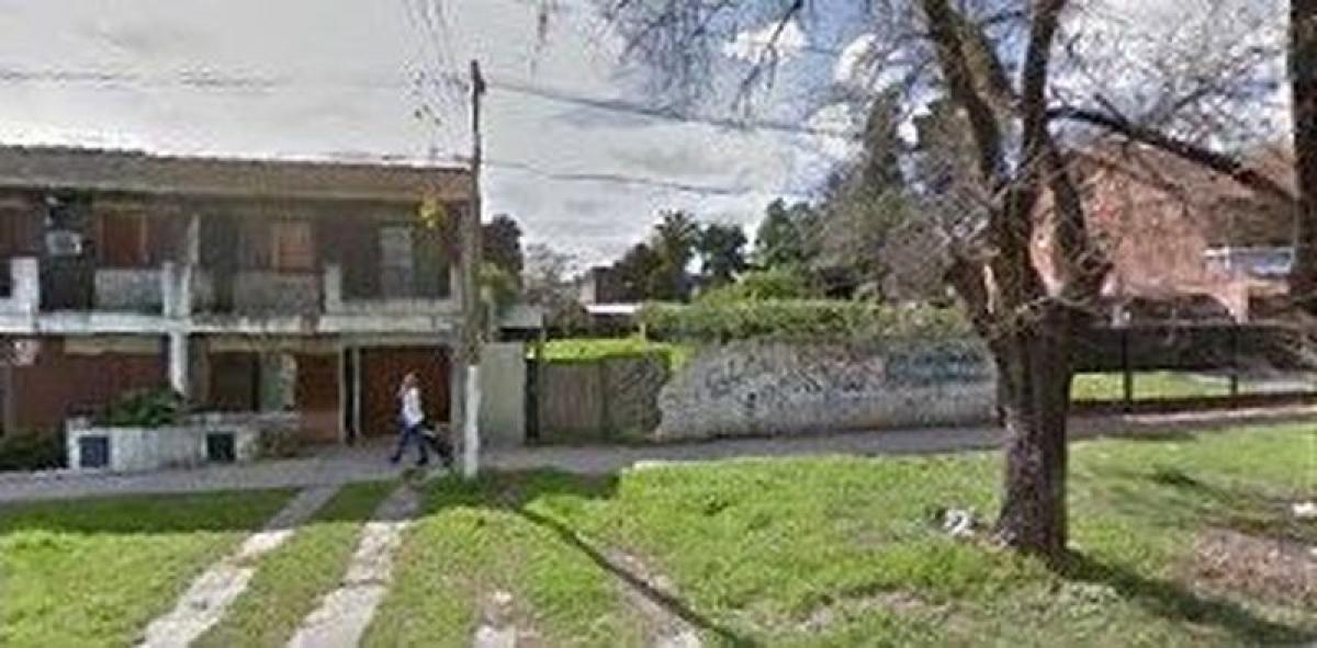  Land in San Miguel, Argentina No. 121202