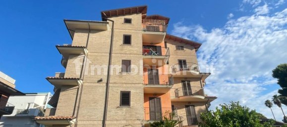 2 Schlafzimmer Wohnung in Tortoreto, Italy, Nr. 341319 2