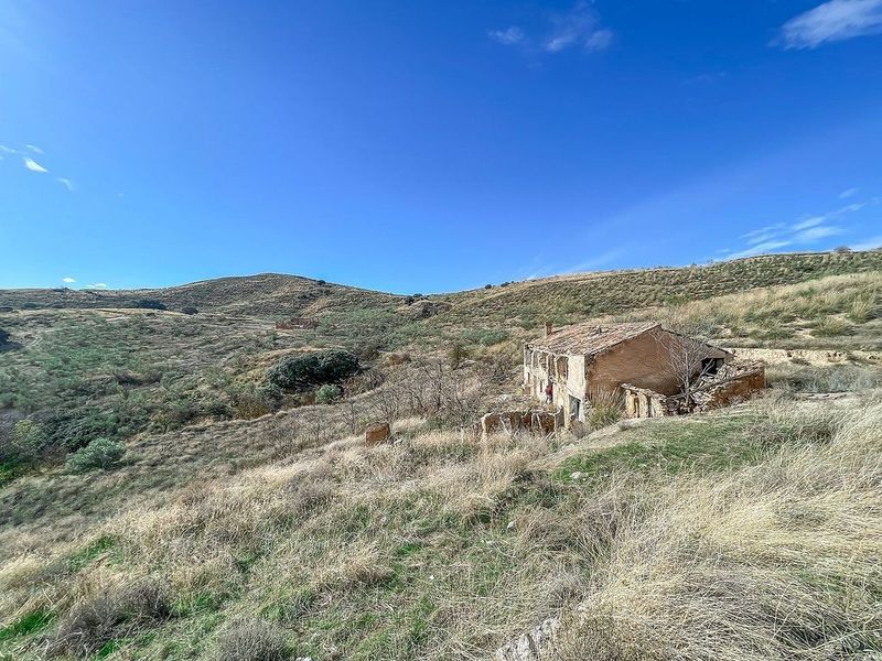 Terreno en Granada, Spain 676918 m² No. 237795