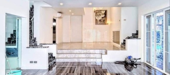 4 bedrooms Duplex in Pattaya, Thailand No. 5064 10