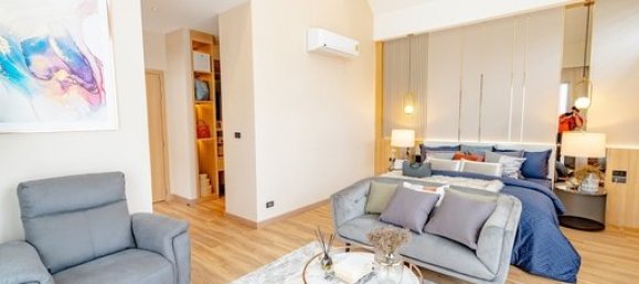 4 bedrooms Villa in Pattaya, Thailand No. 26433 2