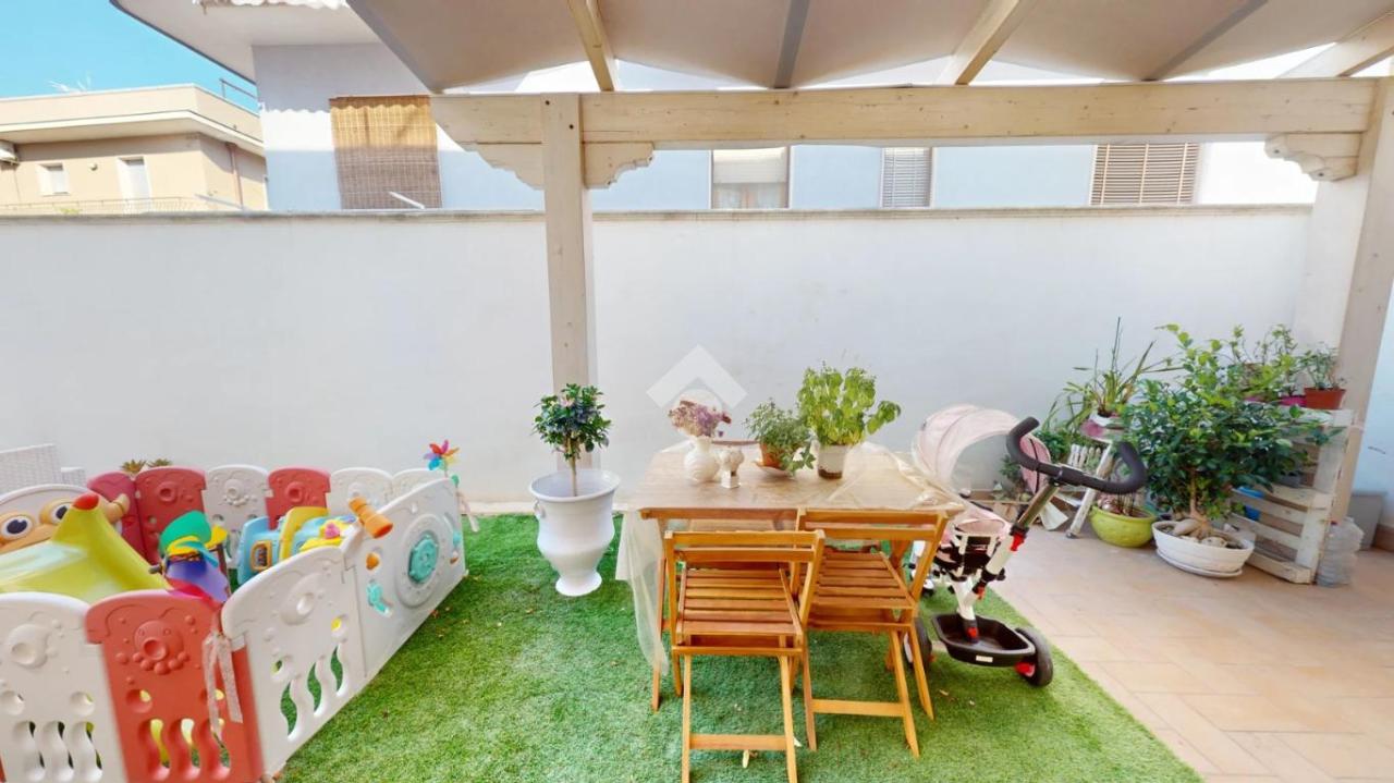 3-salle Appartement à Oria, Italy No. 20122