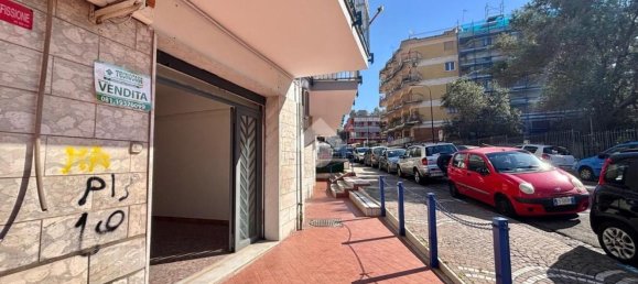 Propriété commerciale à Portici, Italy 40m² No. 112963 30