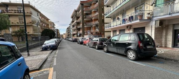 Propriété commerciale à Portici, Italy 40m² No. 112963 8