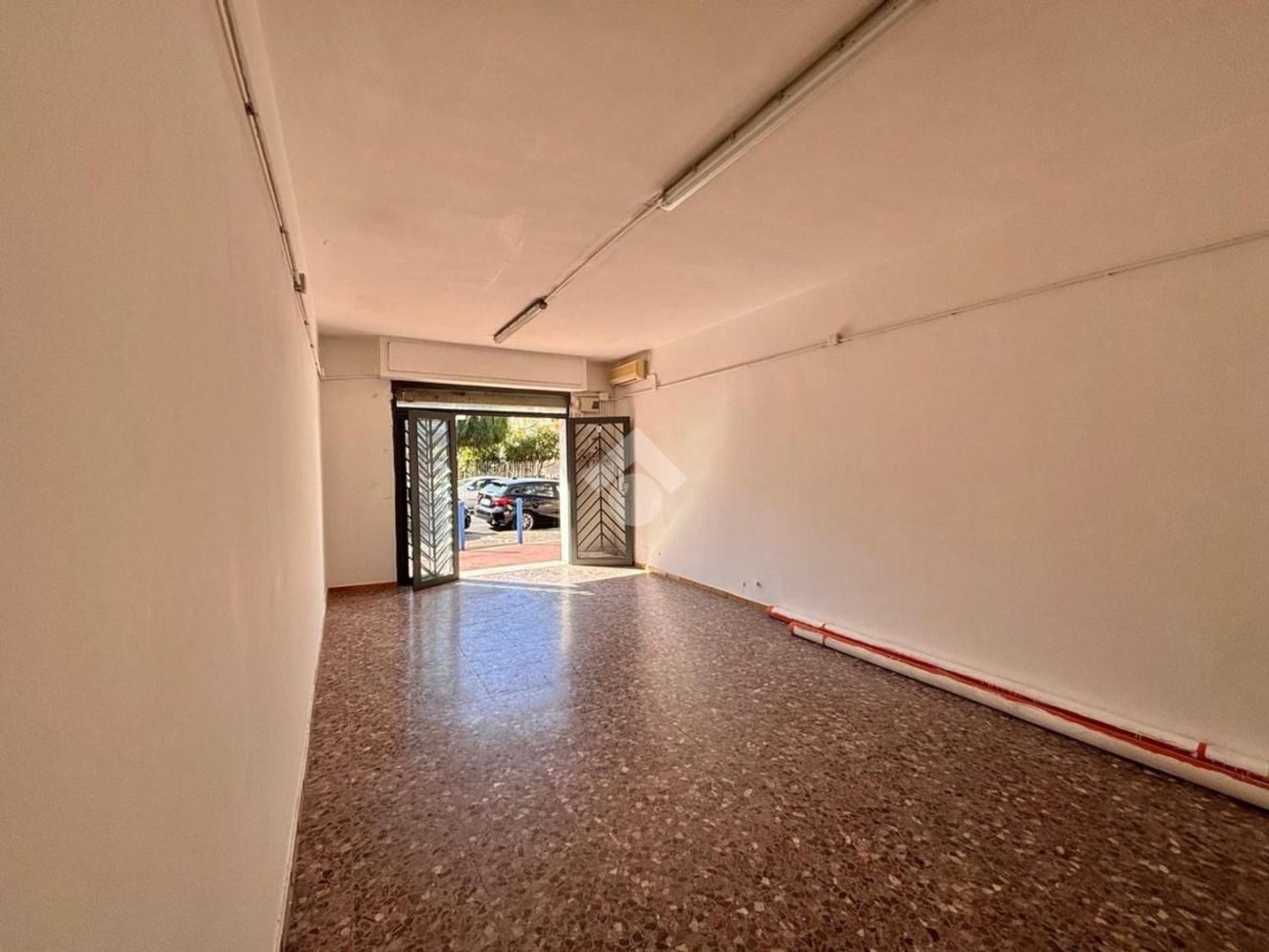 Propriété commerciale à Portici, Italy 40m² No. 112963