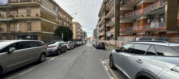Propriété commerciale à Portici, Italy 40m² No. 112963 5