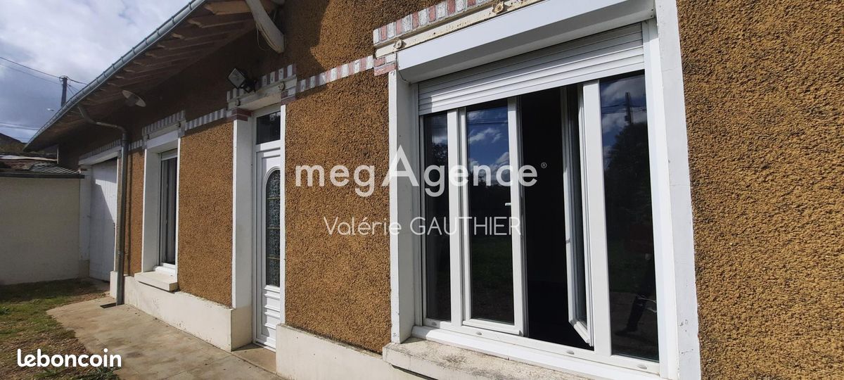 Casa de 1 dormitorio en Vendome, France No. 227083