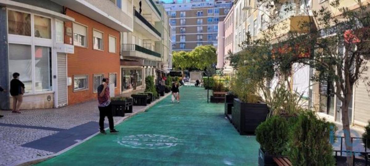 Apartamento de 2 dormitorios en Lisbon, Portugal No. 5198