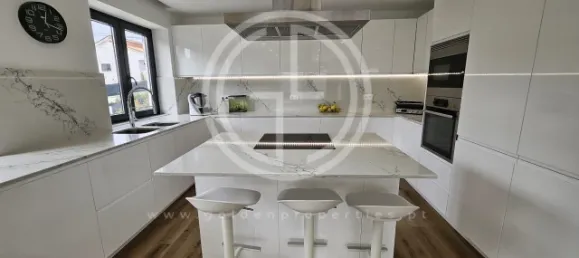 5 Schlafzimmer Haus in Rio de Mouro, Portugal, Nr. 40051 27