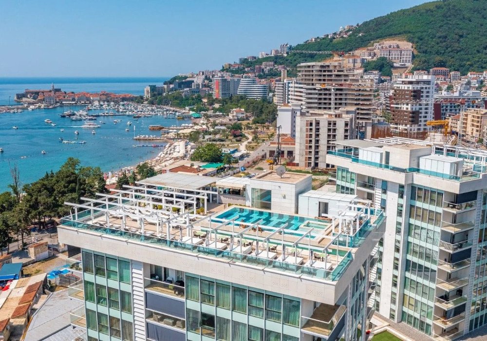 2 bedrooms Apartment in Budva, Montenegro No. 1816