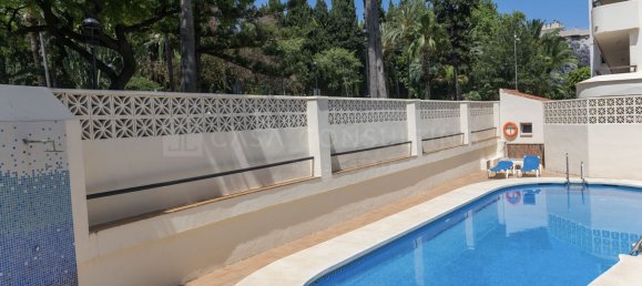 Apartamento de 3 dormitorios en Marbella, Spain No. 102475 12