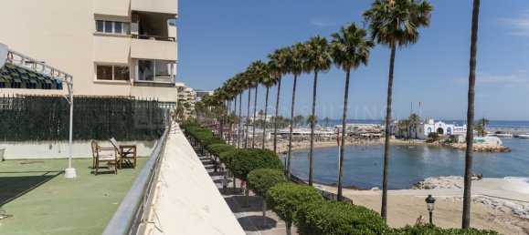 Apartamento de 3 dormitorios en Marbella, Spain No. 102475 8