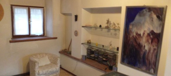 7 rooms House in Udine, Italy No. 255056 2
