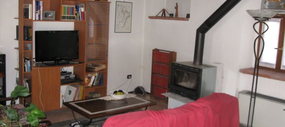 7 rooms House in Udine, Italy No. 255056 3
