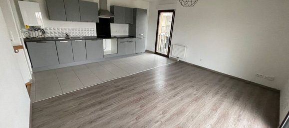 2 Schlafzimmer Doppelhaus in Les Pavillons-sous-Bois, France, Nr. 165572 3