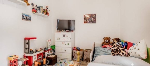 3 Schlafzimmer Wohnung in Rome, Italy, Nr. 330934 23