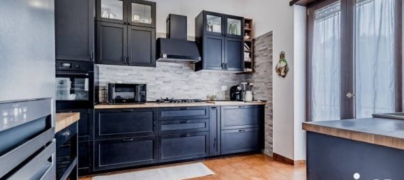 3 Schlafzimmer Wohnung in Rome, Italy, Nr. 330934 11