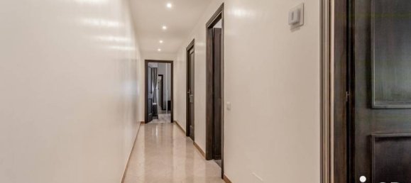 3 Schlafzimmer Wohnung in Rome, Italy, Nr. 330934 15