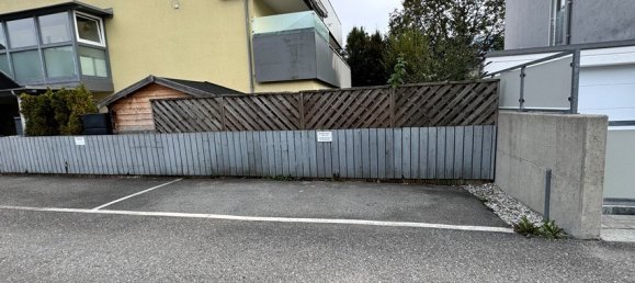 Parkplatz in Mils, Austria, Nr. 65237 4