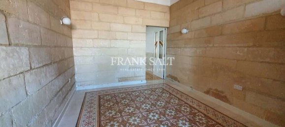 3 bedrooms House in Ta' Xbiex, Malta No. 31 2