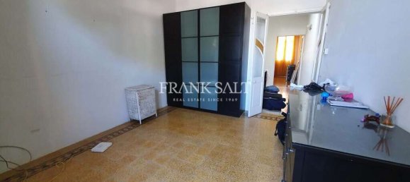 3 bedrooms House in Ta' Xbiex, Malta No. 31 3