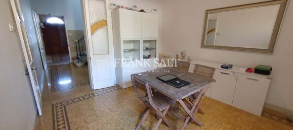 3 bedrooms House in Ta' Xbiex, Malta No. 31 4