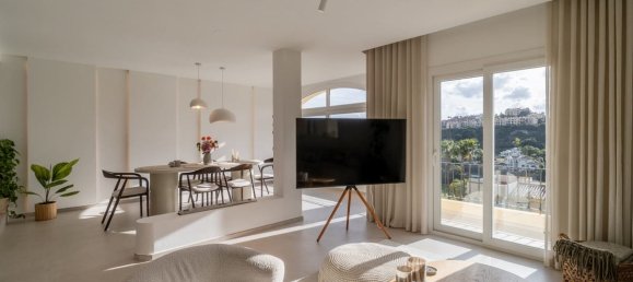 3 غرف نوم منزل ذو طابقين في La Quinta, Spain رقم 183432 47