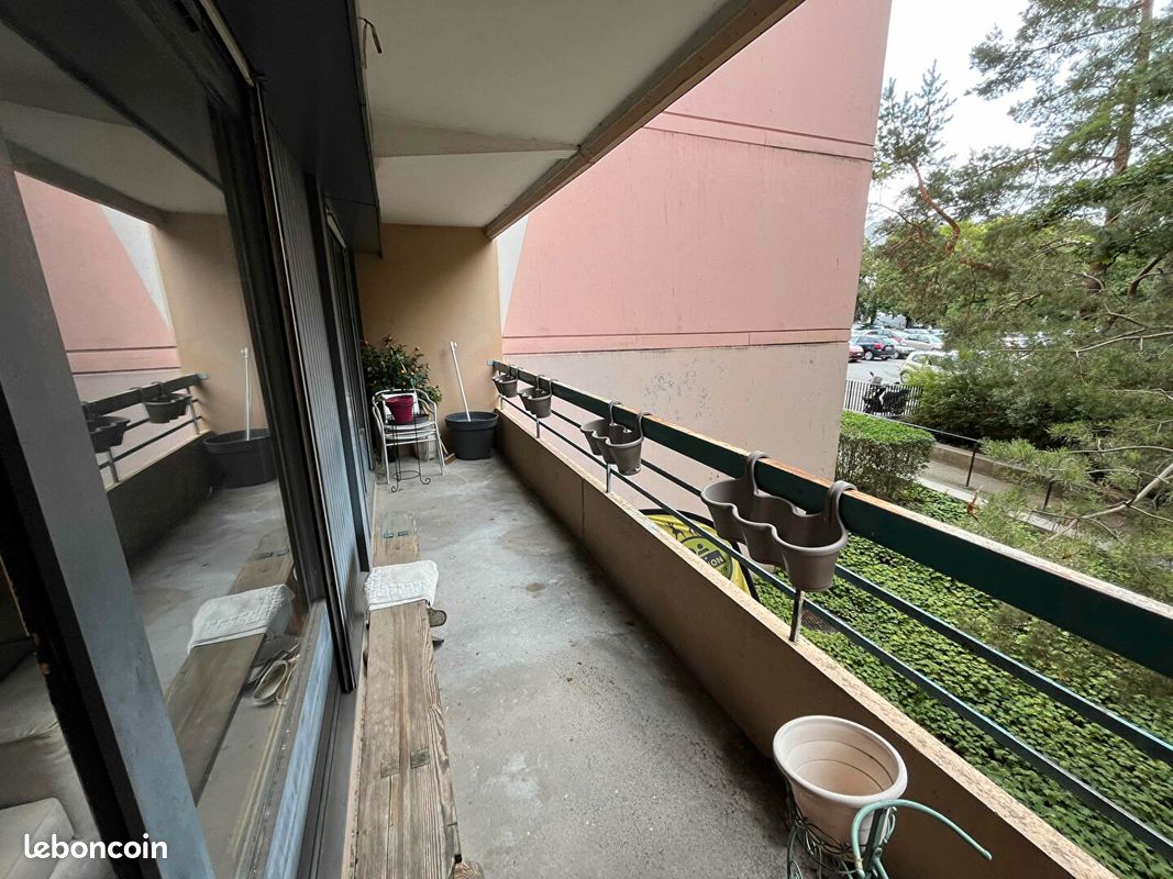 3 غرف نوم شقة في Annemasse, France رقم 335306