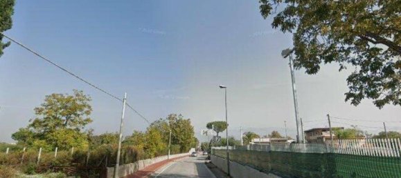 4 bedrooms Apartment in Ottaviano, Italy No. 13854 7