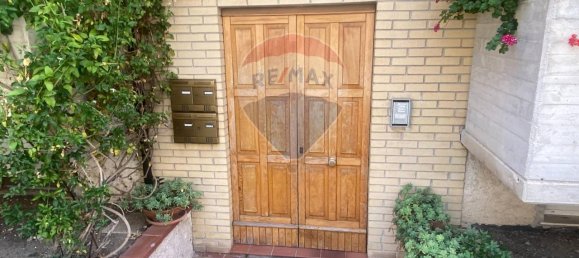 3 rooms Apartment in Recanati, Italy No. 11377 3