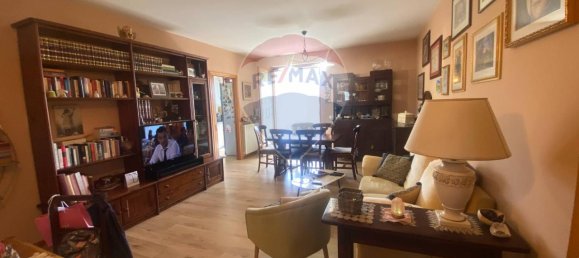 3 rooms Apartment in Recanati, Italy No. 11377 6