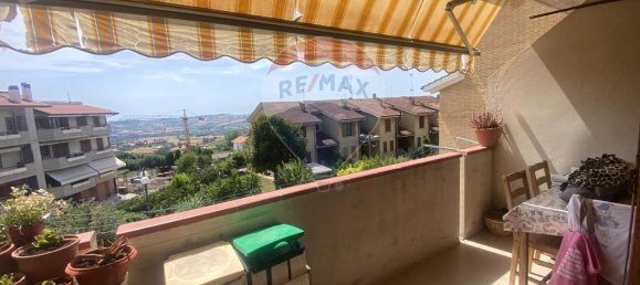 3 rooms Apartment in Recanati, Italy No. 11377 11