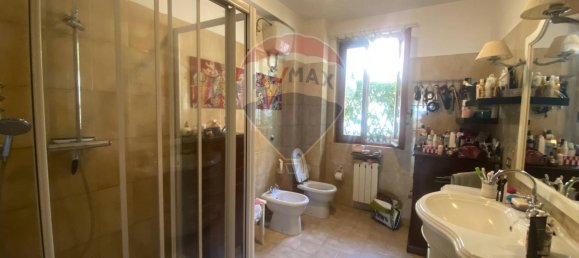 3 rooms Apartment in Recanati, Italy No. 11377 21