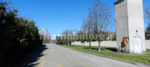 5 rooms Warehouse in Gualtieri, Italy No. 88342 19