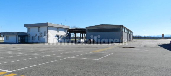 5 rooms Warehouse in Gualtieri, Italy No. 88342 12