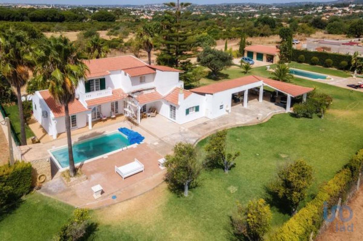 3 bedrooms House in Loule, Portugal No. 894