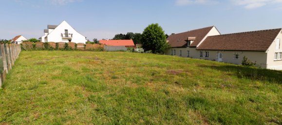 Grundstück in Saint-Cyr-en-Val, France, Nr. 45685 2