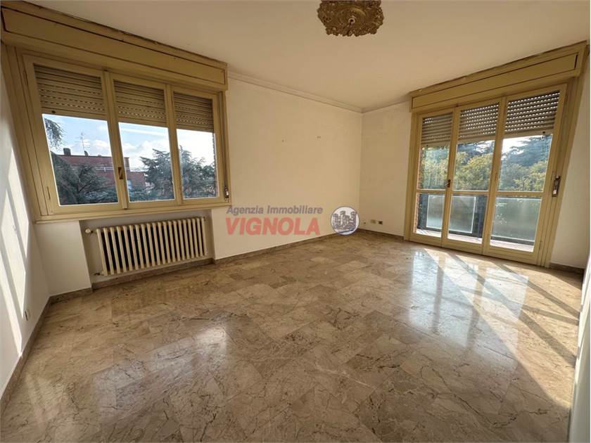 Квартира с 3 спальнями в Виньола, Италия № 357165