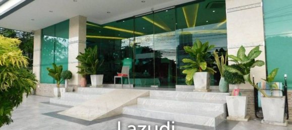 122 bedrooms Duplex in Pattaya, Thailand No. 13747 2