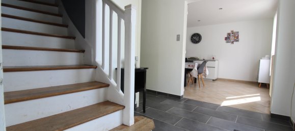 Casa de 3 dormitorios en Urzy, France No. 43370 3