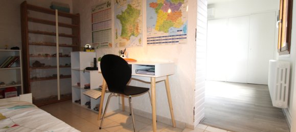 Casa de 3 dormitorios en Urzy, France No. 43370 14