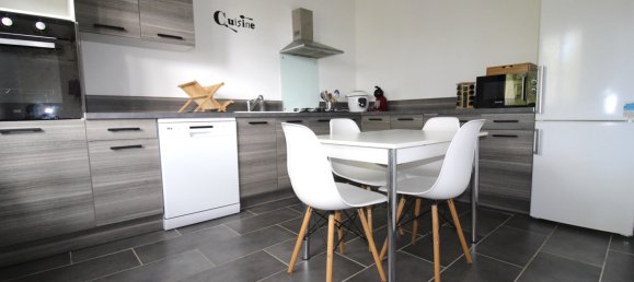 Casa de 3 dormitorios en Urzy, France No. 43370 9