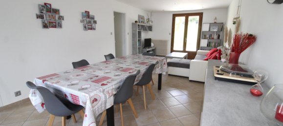 Casa de 3 dormitorios en Urzy, France No. 43370 23